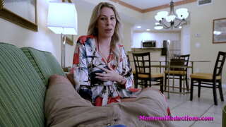 ���ൂടുള്ള കോഴി craves Huge Dicks - നിക്കി Brooks