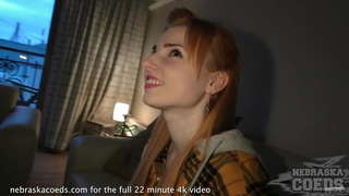 Совершенно новая рыжая девушка Рики впервые на видео показывает явный мастурбационный шоу с крупным планом