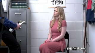 ɇ�发碧眼的妻子阳光灿烂的车道捣毁和性交