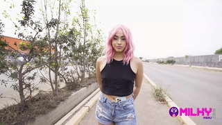 ���ီရူးမတှေ့နိုငျသောအလုပ္အခြင့္အလမ္းမ်ားသူတို့ရဲ့တိုင်းပြည်အတွက်၊နှင့်အတင်းအကယ်လွှတ်ခြင်းငှါသူမ၏ခန္ဓာကိုယ်အတွက်လဲလှယ်အတွက်ပိုက်ဆံ၏