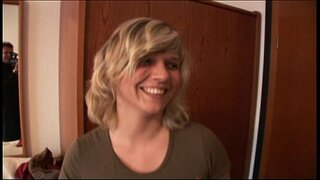 JuliaReaves-XFree - Haussauen Relatório - cena 4