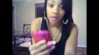 ƀ�感的黑檀木的青少年有很好的屁股扭臀