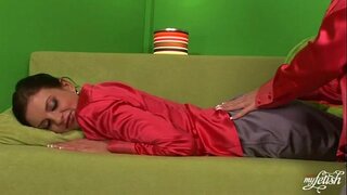 ���ြန္ျ Silv