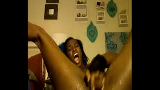 Nagsasalsal web cam pagtalsik