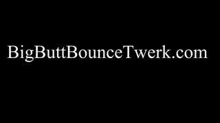 PAWG strese njen ogromen rit