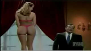 Monika Адаро 1 ...