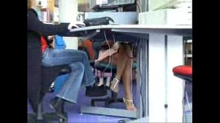 Искрени библиотека upskirt