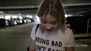 ˯�국의 큰 엉덩이를 앞머리에 금발의 야외