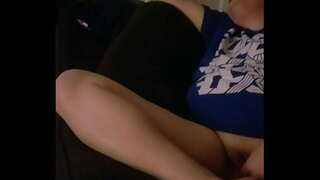 Umyeni iimbali umfazi ukudlala ngexesha yakhe ngu egumbini