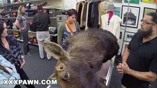 XXXPAWN - Au Fost Niciodată Cu Un Bărbat Înainte, Dar Au Nevoie de Bani