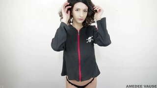 Zīle Mirgo Show (bezmaksas pilnu video) - AmedeeVause