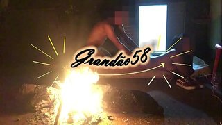 Morena com tes&amp;atilde;o cavalgando gostoso