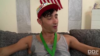 Երջանիկ հաղթողը լիլիթ Anita Բ. - ն նրա էշի, իսկ լեսբուհի դեռահասը Jenny երրո նրա թաց clitoris