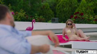 TUSHY ላይ Eyla አለው የመጀመሪያ anal ተሞክሮ ነፃ ሆኖ