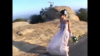 ���ბედური ახალგაზრდა მიტოვებული ცოლი, ზოგიერთი ხელმძღვანელი მაშინ nailed ორი გულკეთილი დამარბილებელი ინგრედიენტებით