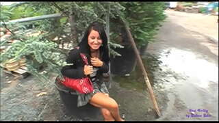 U dječjem шлюшка sa zadovoljstvom vam omogućuje da sami трахнуть